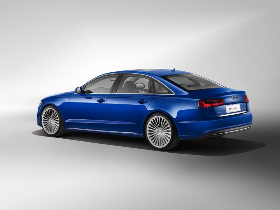 Audi A6 L 40 e-tron (4G, C7) 2016 года  (фото 6 из 32)